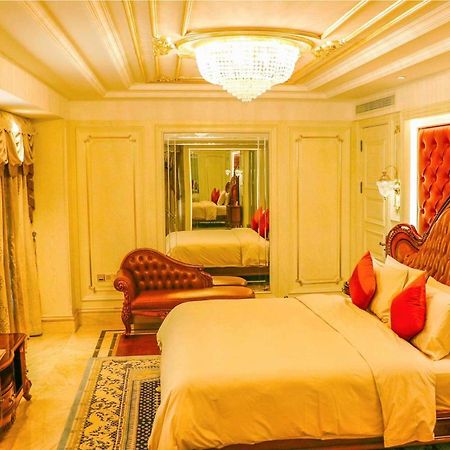 Wyndham Grand Kunming East Hotel Bagian luar foto