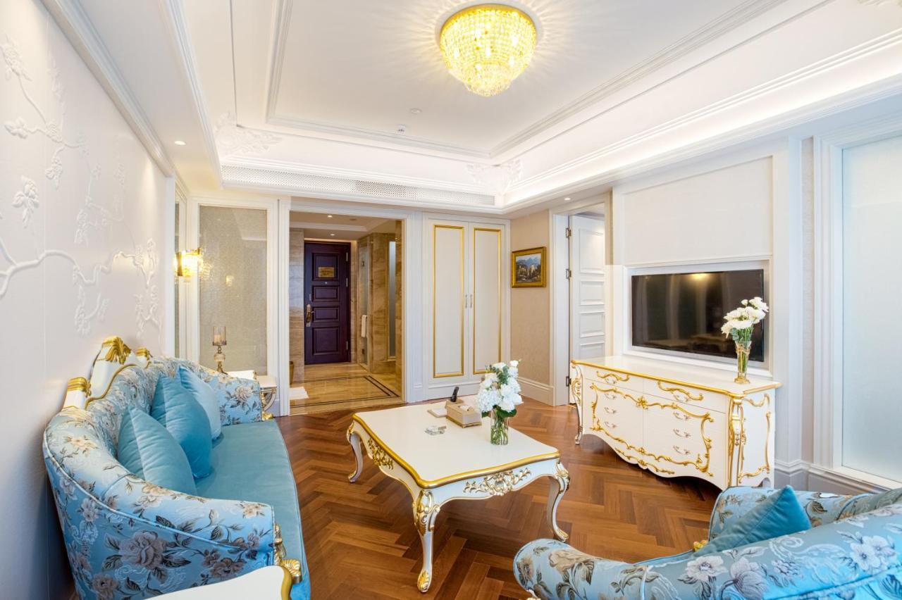 Wyndham Grand Kunming East Hotel Bagian luar foto