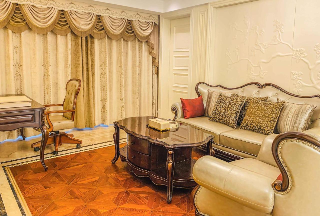 Wyndham Grand Kunming East Hotel Bagian luar foto
