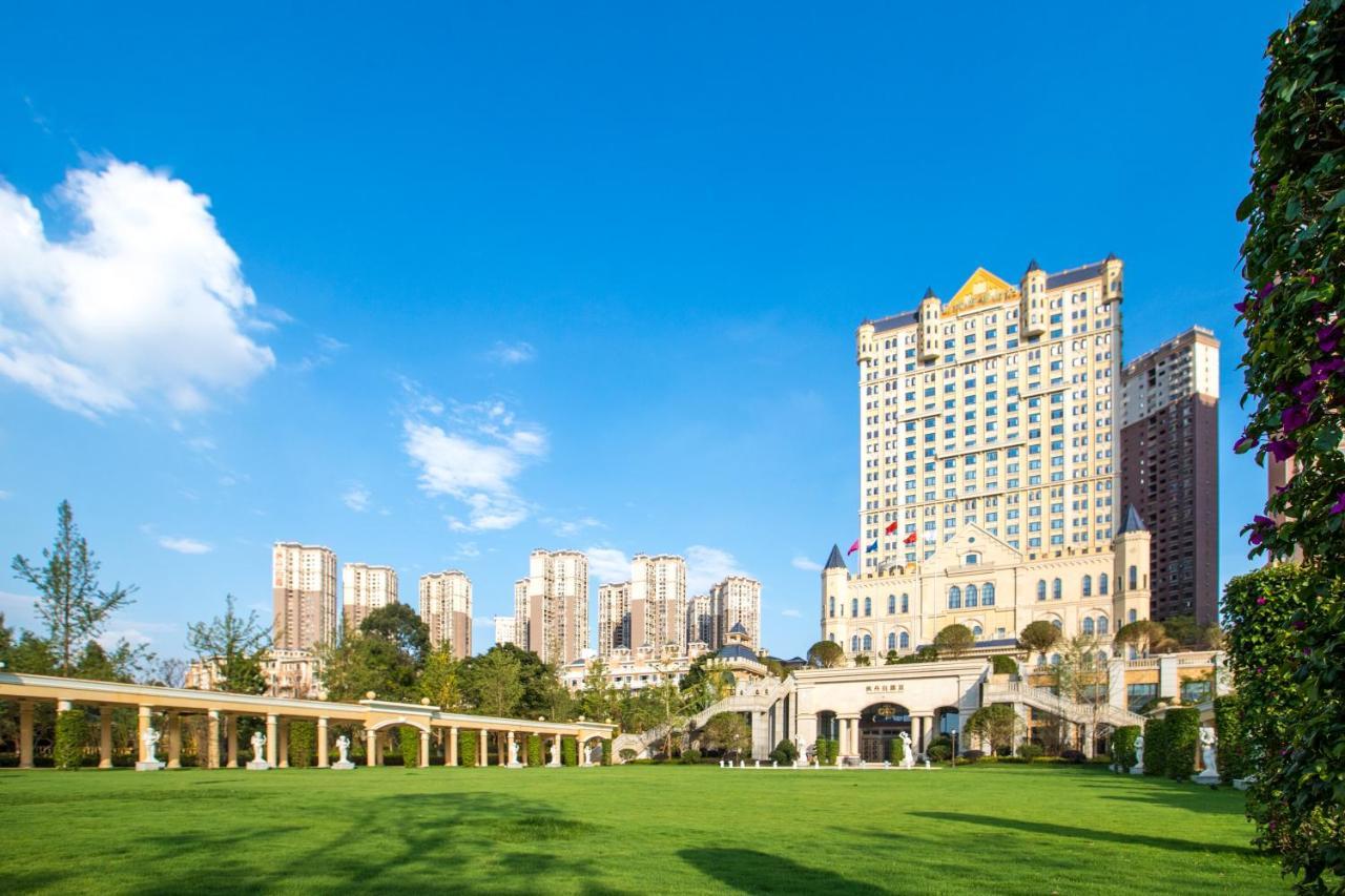 Wyndham Grand Kunming East Hotel Bagian luar foto