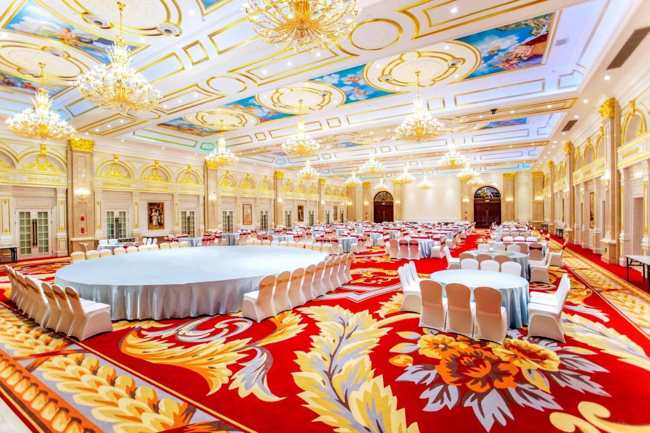 Wyndham Grand Kunming East Hotel Bagian luar foto