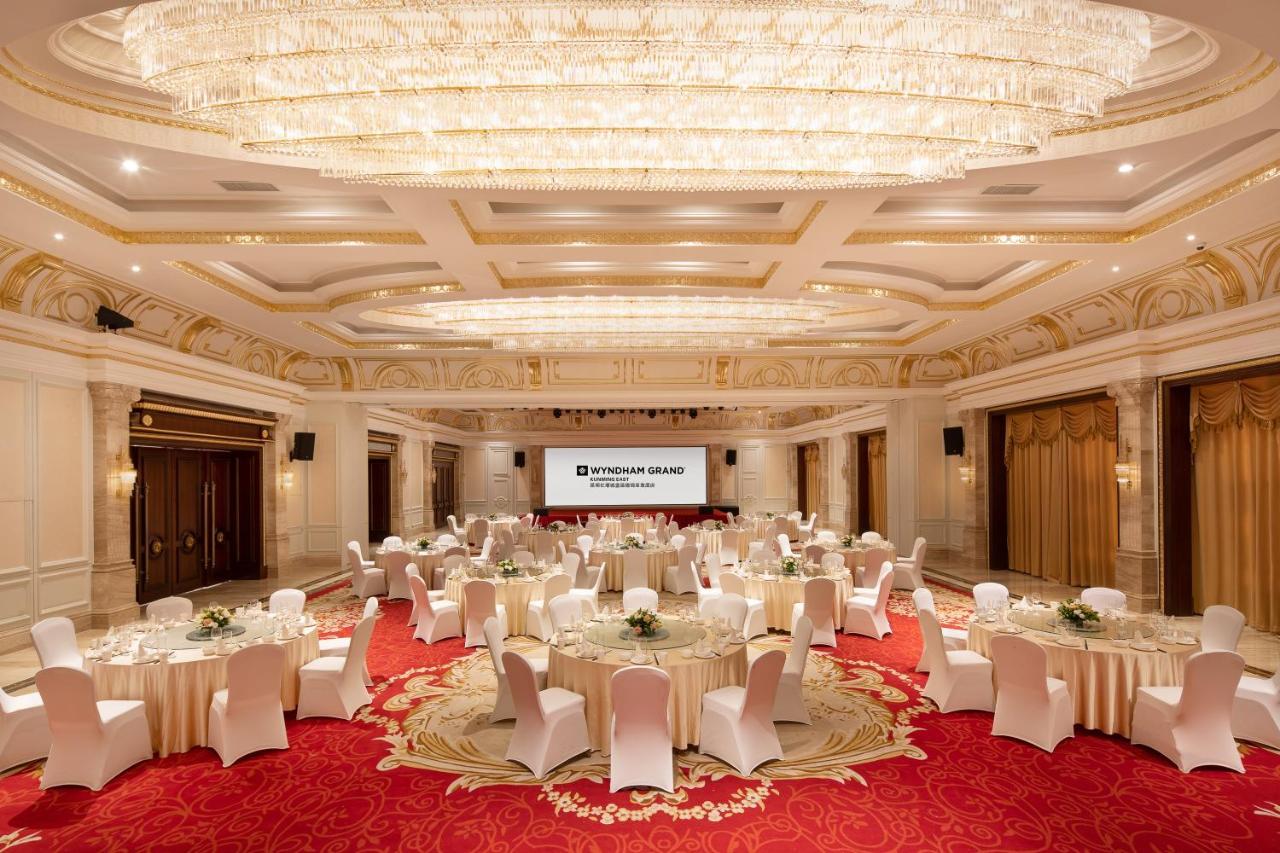 Wyndham Grand Kunming East Hotel Bagian luar foto
