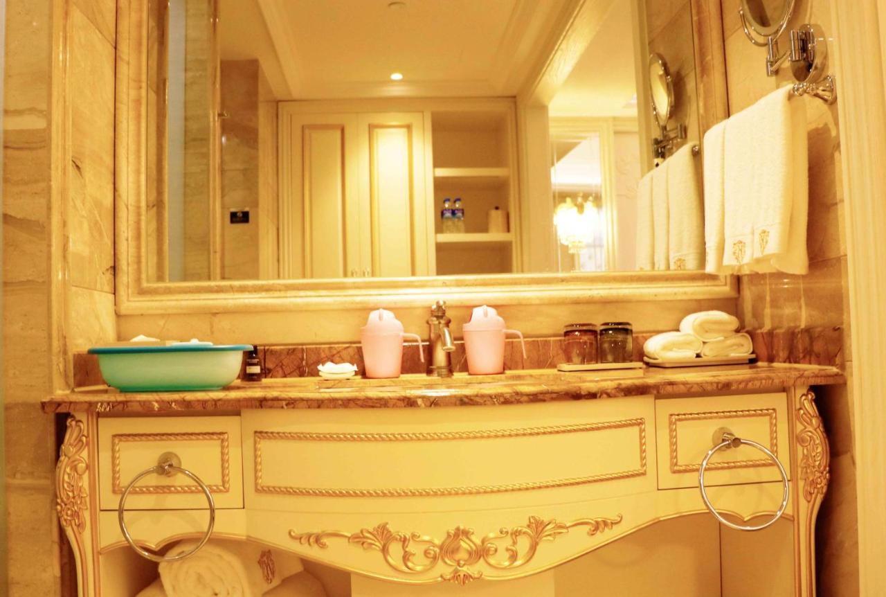 Wyndham Grand Kunming East Hotel Bagian luar foto