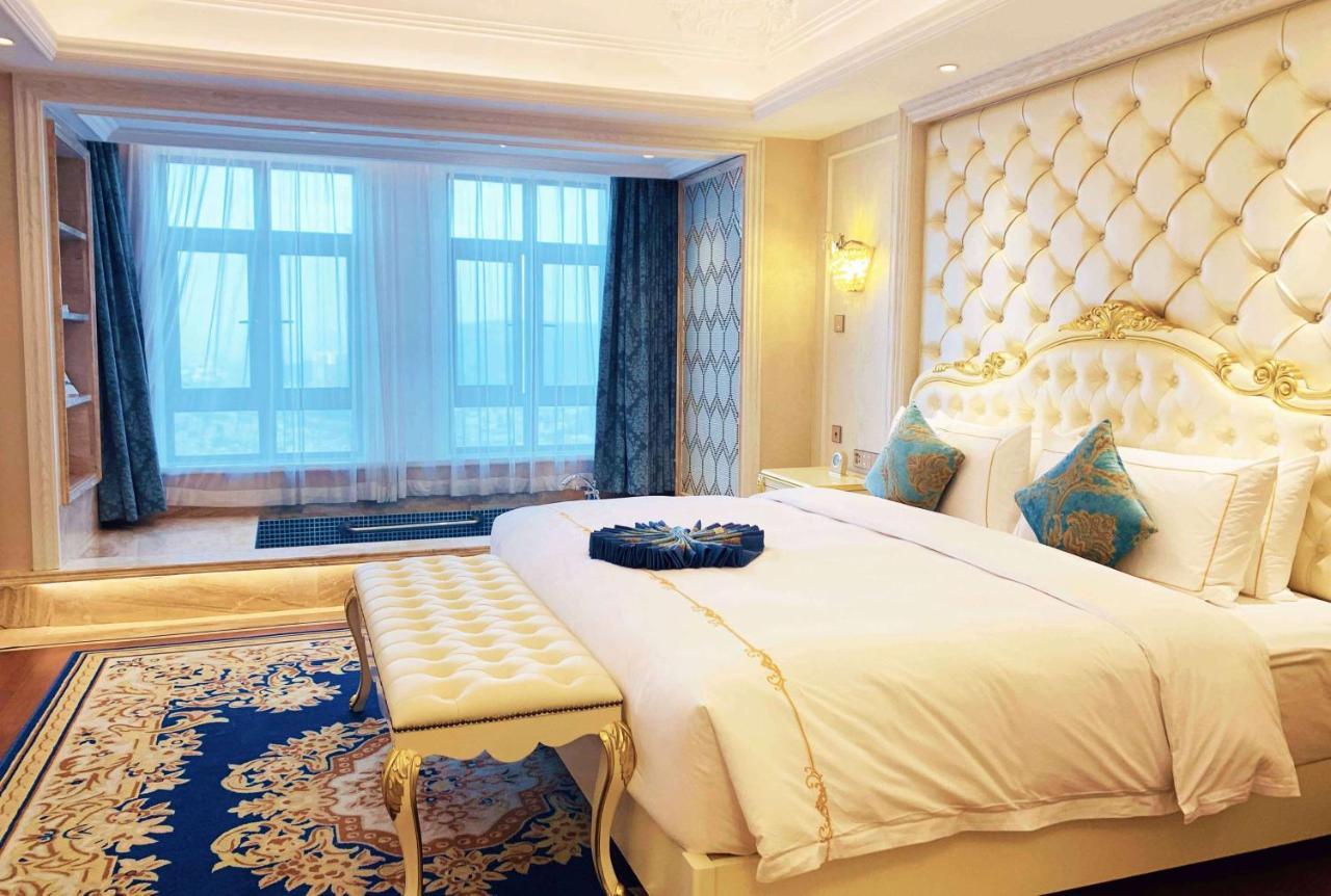 Wyndham Grand Kunming East Hotel Bagian luar foto